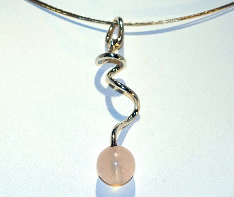 Collier argent et quartz rose