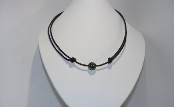 Collier cuir et perle de Tahiti