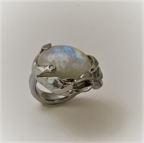 photo-bague-ref-440-or-blanc-labradorite-et-diamants